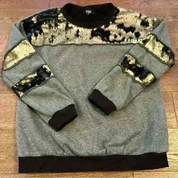 2-Tone Grey with Black/Gold Flip Sequinned Sweatshirt Size Medium - Picture 1 of 5